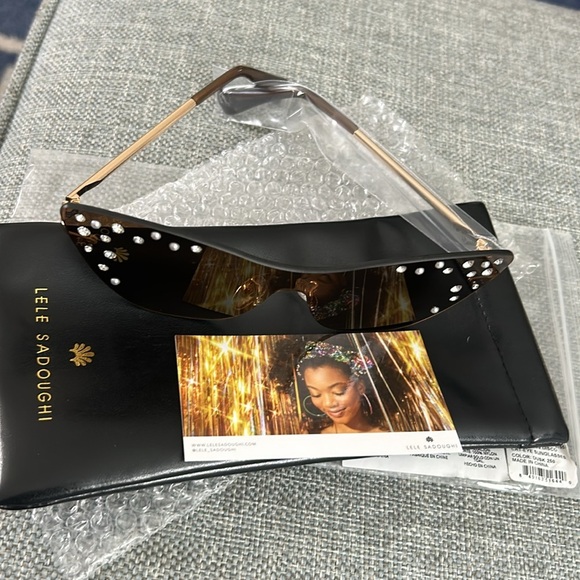 Lele Sadoughi Downtown Disco Cat Eye Sunglasses - Picture 5 of 6